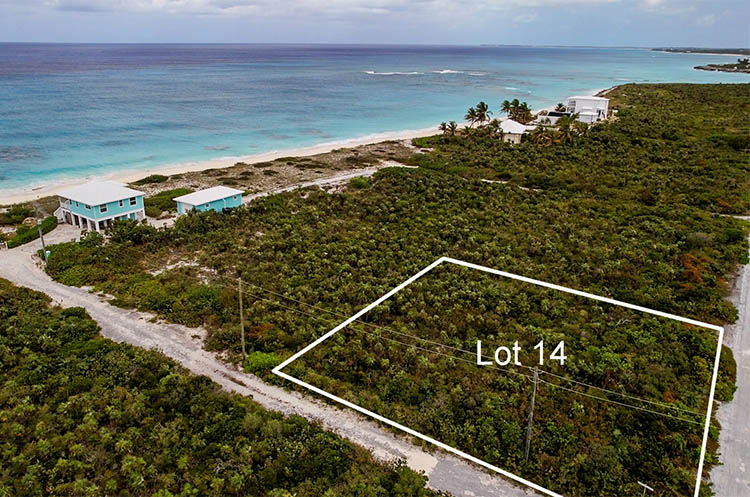 Vacant  lot 2 lots from stunning beach in Sandy Point, San Salvador, The Bahamas