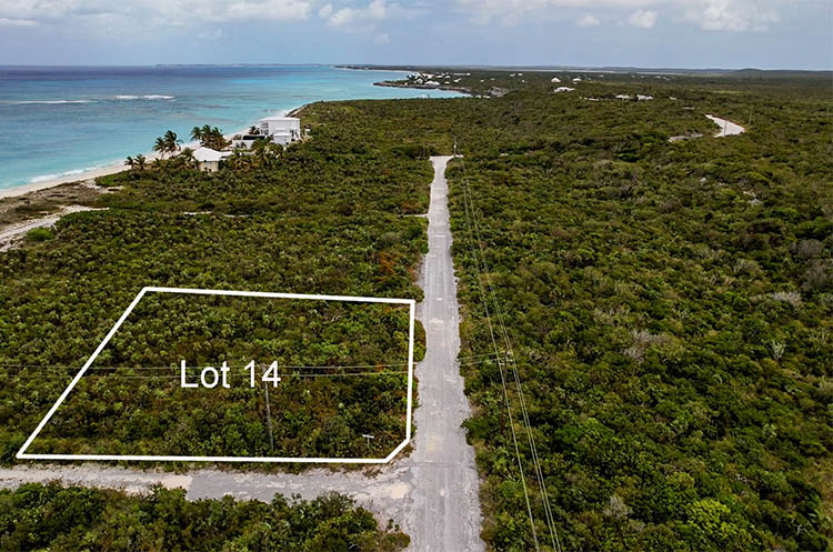 Vacant  lot 2 lots from stunning beach in Sandy Point, San Salvador, The Bahamas