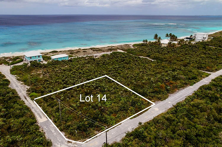 Vacant  lot 2 lots from stunning beach in Sandy Point, San Salvador, The Bahamas